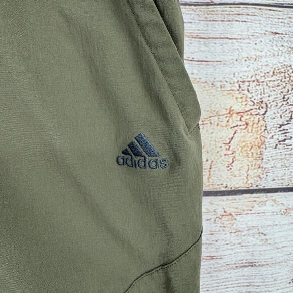 Vintage Adidas Hiking Shorts Men's Size 40 Olive Green Adjustable Waist - Picture 4 of 10